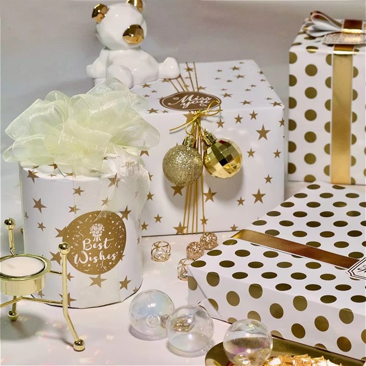 Cartoon Gift Wrapping Paper suppliers